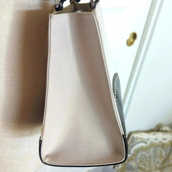Kate Spade ♠️ Black and White Handbag - Picture 7 of 9